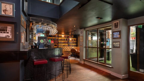 treacys-enniscorthy-lounge-snug-01