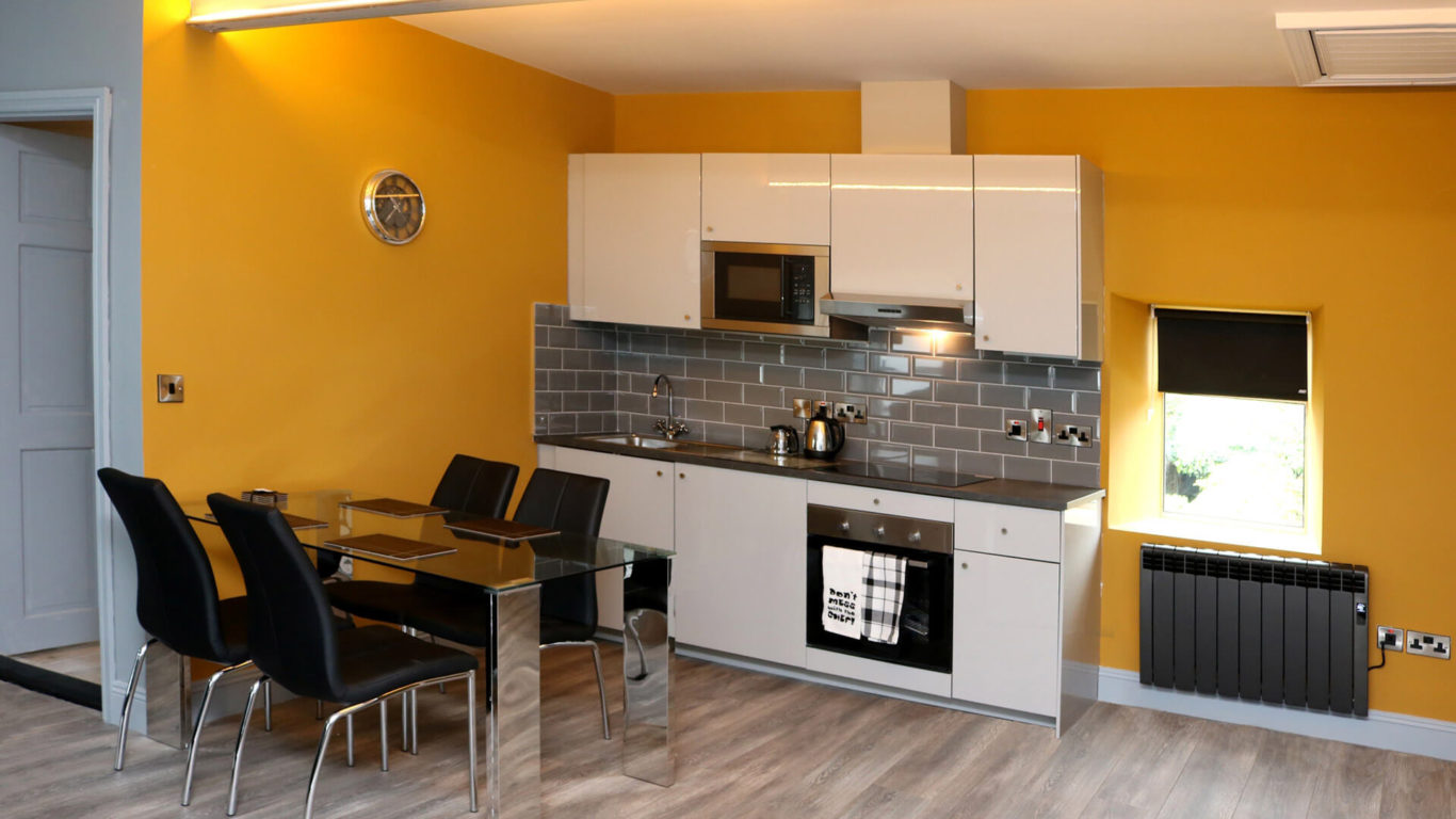 Self Catering Apartment – Kitchen & Dining Area