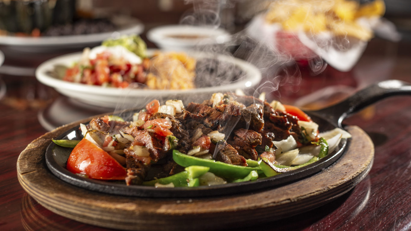 sizzling beef fajita platter